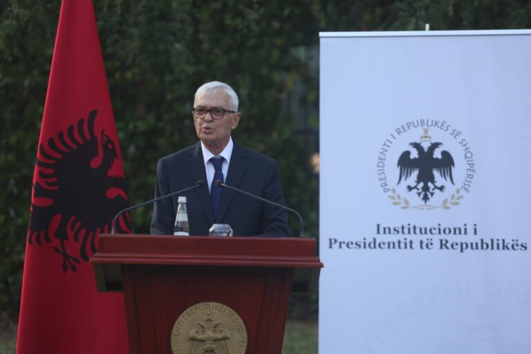 Rexhep Meidani: Mungesa e simboleve të Kosovës në Gjykatën Speciale, Parlamenti urgjent të ndalë këtë sajesë politike