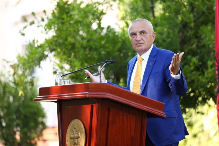 Presidenti Meta: Veç zgjedhjet e lira e pastrojnë politikën nga figurat kriminale