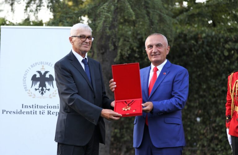 Prof.Dr. Rexhep Meidani, model frymëzues i shtetarit dhe politikanit të përgjegjshëm