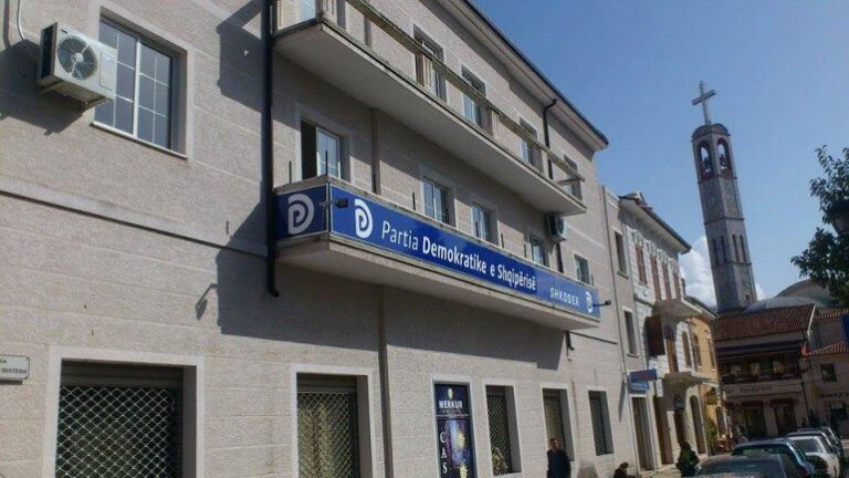 PD Shkodër: Spitali Rajonal vatër infeksioni nga fillimi i pandemisë, qytetarët janë harruar dhe lanë pa shërbime