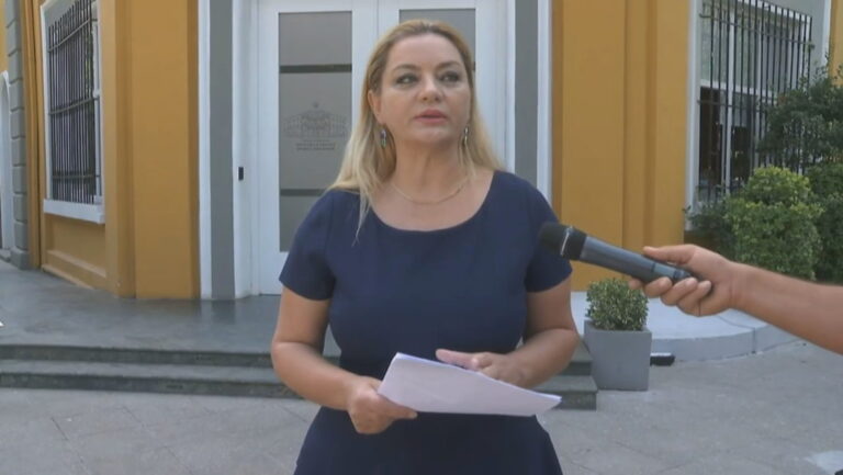 Hapja e shkollave, Vokshi: Udhëzuesi i vonuar dhe shumë konfuz