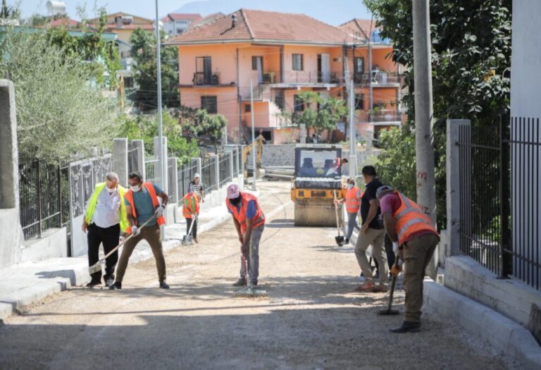 Blloku i banimit në Kodër-Kamëz, Veliaj: Pas dy shkollave, transformojmë edhe lagjet