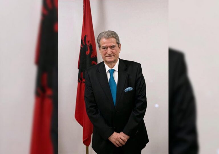 Mali i Zi në zgjedhje, ish-kryeministri Berisha: Votoni kandidatët shqiptarë