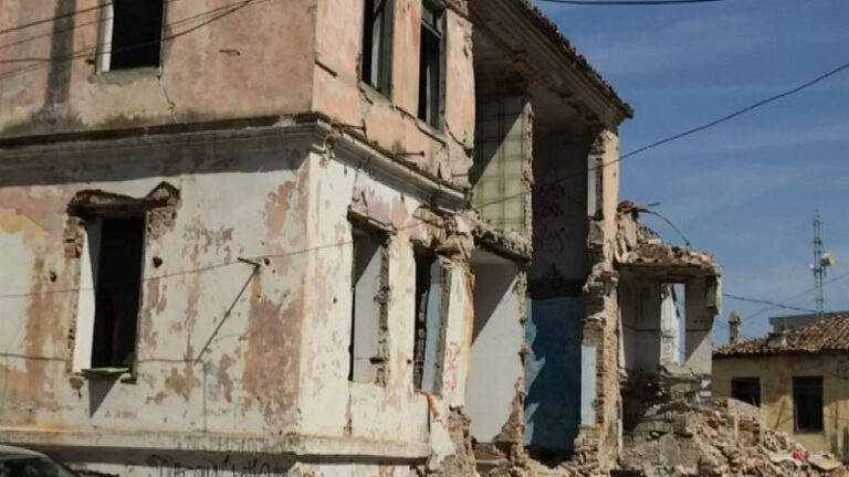 Ndërtesat e braktisura/ Strehë për refugjatët dhe përdoruesit e drogës