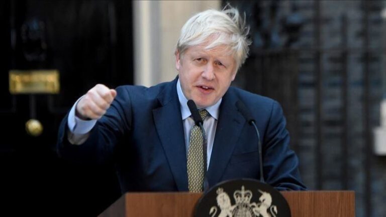 Boris Johnson publikon shifrat: Janë vaksinuar më shumë se 1.3 milion britanikë