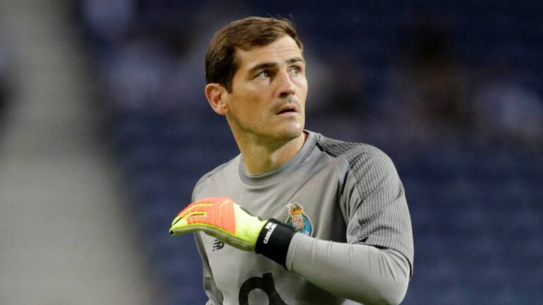 ZYRTARE/ Iker Casillas tërhiqet përfundimisht nga futbolli aktiv