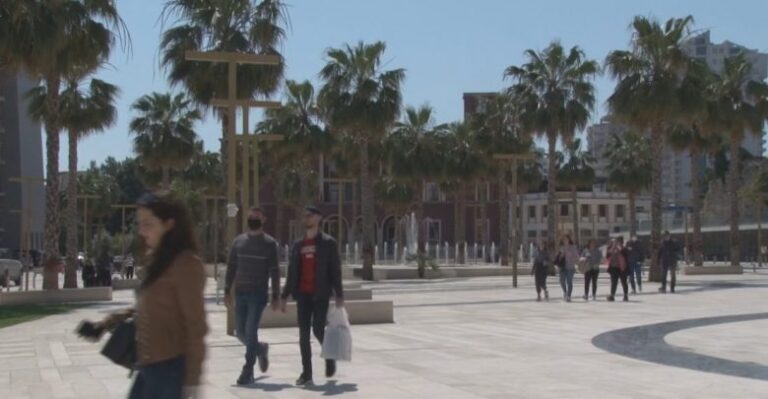 Një ditë më parë nuk kishte asnjë rast, rritet në mënyrë drastike numri i të prekurve me Covid-19 në Durrës