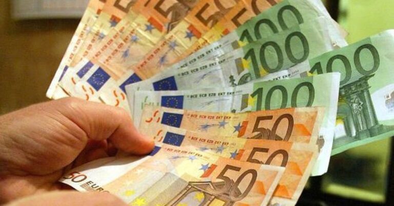 Shpenzimet për koronavirusin, prurjet nga emigrantët më të larta në 11 vite