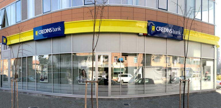 Banka Credins vjen me degën më të re SMART në Tiranë. Eksperiencë unike për çdo klient drejt një bankingu digjital