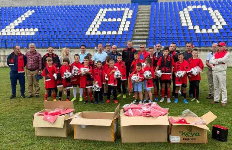 Futboll në Tropojë, FSHF mbështet iniciativën e trajnerit Gega