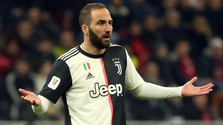 Higuain këshillon Messin: Mos shko në Premier League, atje të godasin me shqelma!