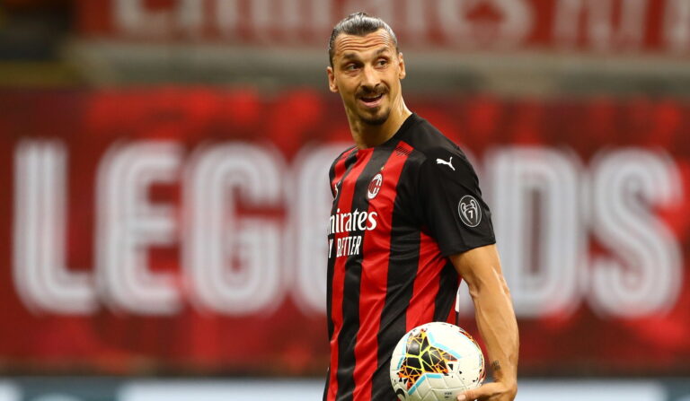 “Ngec” rinovimi i Ibrës me Milanin, Raiola kërkon 15 milionë euro