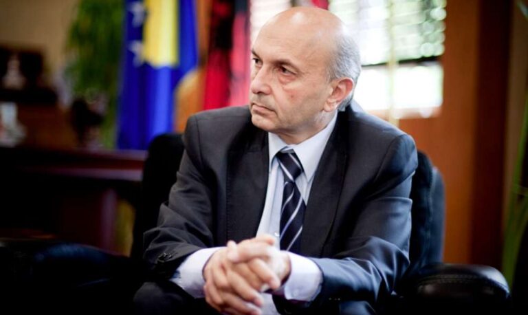 Isa Mustafa fiton “betejën” me koronavirusin