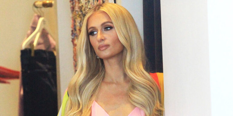 Paris Hilton flet për abuzimet në shkollë