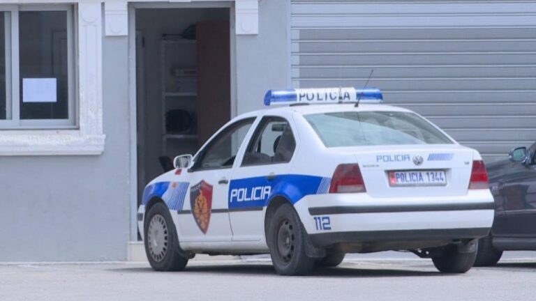 Sherr mes fqinjëve në Pogradec, njëri prej tyre mbetet i plagosur