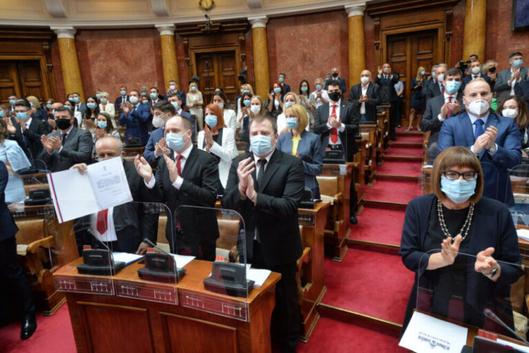 Historike/ 3 deputetë shqiptarë në Kuvendin e Serbisë