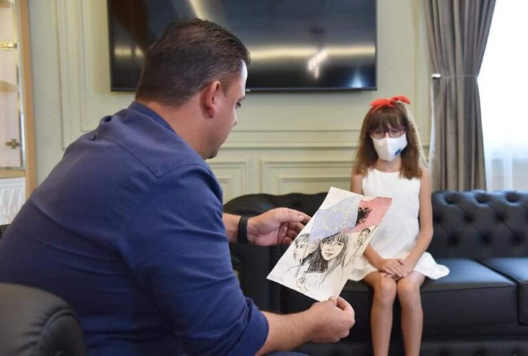 Vizatimi më i mirë për BE, fituese është nxënësja nga Kavaja