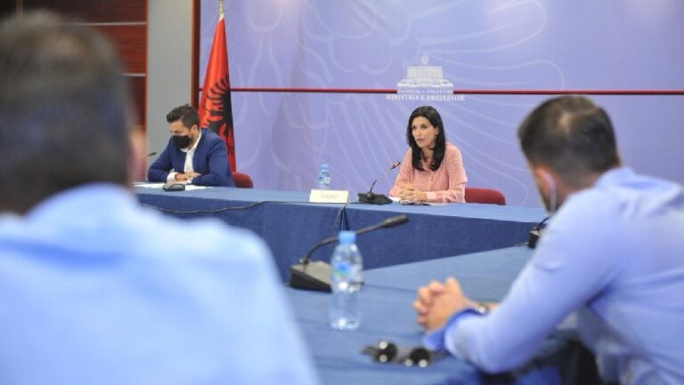 Kuadri ligjor për ndërmjetësit e pasurive të paluajtshme, Gjonaj: Për të rregulluar sektorin