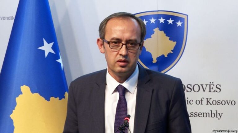 Hoti: Si mund të thoni se në SHBA sponsorizohet marrëveshje e dëmshme për Kosovën