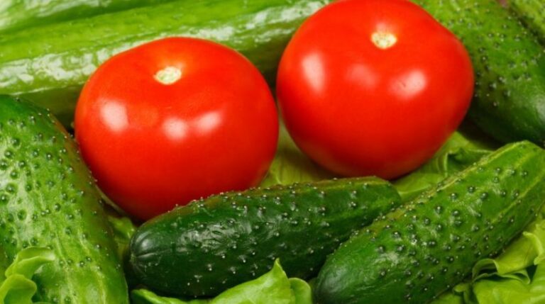Çfarë është domatja në të vërtetë, frut apo perime?