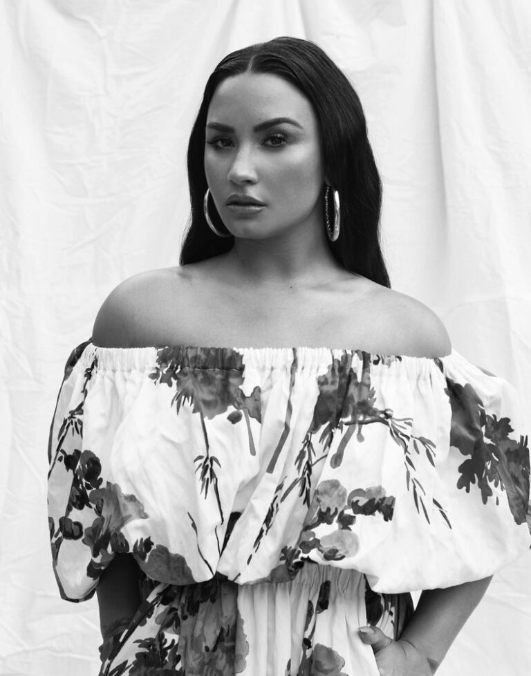 Letra e Demi Lovato-s për të atin e ndjerë: Për herë të parë ndihem e çliruar