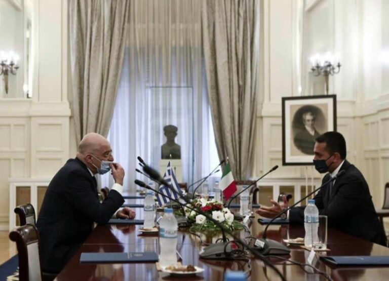 Marrëveshja mes Greqisë dhe Italisë për kufirin detar, një tjetër skandal që dëmton interesat shqiptare