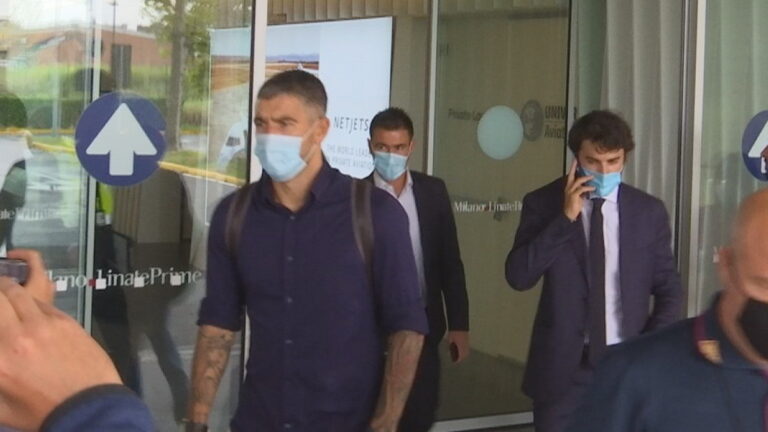 Kolarov zbarkon në Milano, gati vizitat dhe firma me Interin