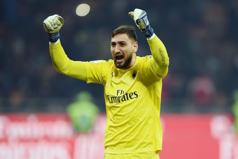 Komplikohet rinovimi i Donnarumma-s, Raiola kërkon 10 milionë euro në sezon
