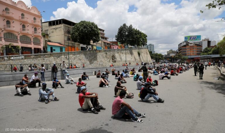 Venezuelë/ Ata që kthehen në vend të infektuar konsiderohen bioterroristë