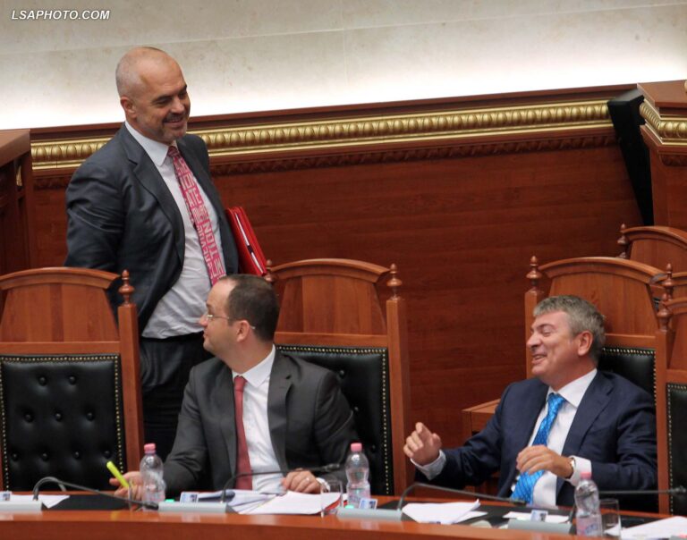 “Tërmeti kushtetues”, Gjiknuri fajëson Opozitën se PS-ja ndryshoi Kushtetutën: Ju bëtë gjithçka për ta bllokuar procesin
