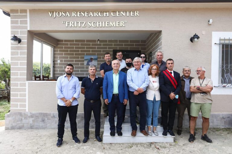 Presidenti Meta: Vjosa të shpallet Park Kombëtar, qeveria të dëgjojë 776 shkencëtarët
