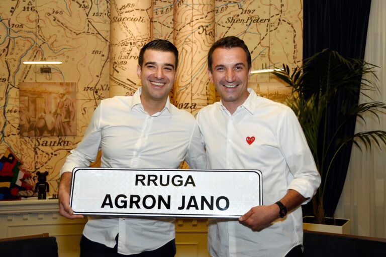 Një rrugë në Tiranë merr emrin e arkitektit të njohur, Agron Jano, Veliaj: Kujtojmë ata që lanë shenjë në qytet
