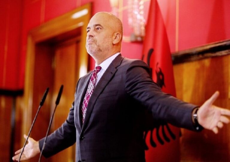 Me 100 % të pushtetit Rama shkatërroi gjithçka. Tani kërkon vetëm 51 % pushtet që të rregullojë Shqipërinë!