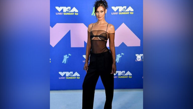 Bella Hadid vishet nga një stiliste shqiptare