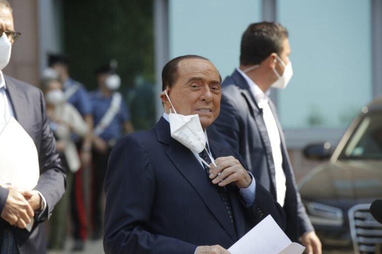 Berlusconi shtrohet me urgjencë në spital, probleme serioze me zemrën