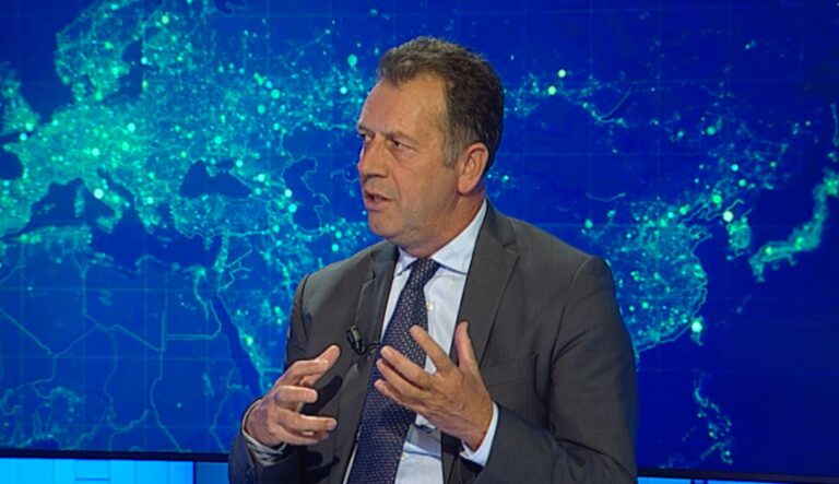 Biberaj: Rama nuk ka çfarë mbron, po sillet si kryetar opozite
