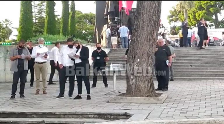 VIDEO/ Me maska dhe dezinfektantë, 100- vjetori ndryshe i Luftës së Vlorës