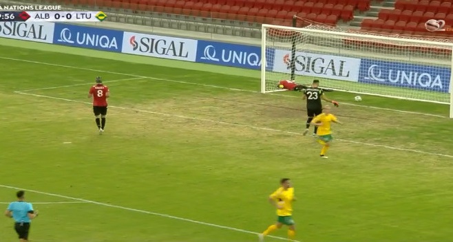 Gabim i pafalshëm i Gjasulës, Lituania shokon Shqipërinë (VIDEO)