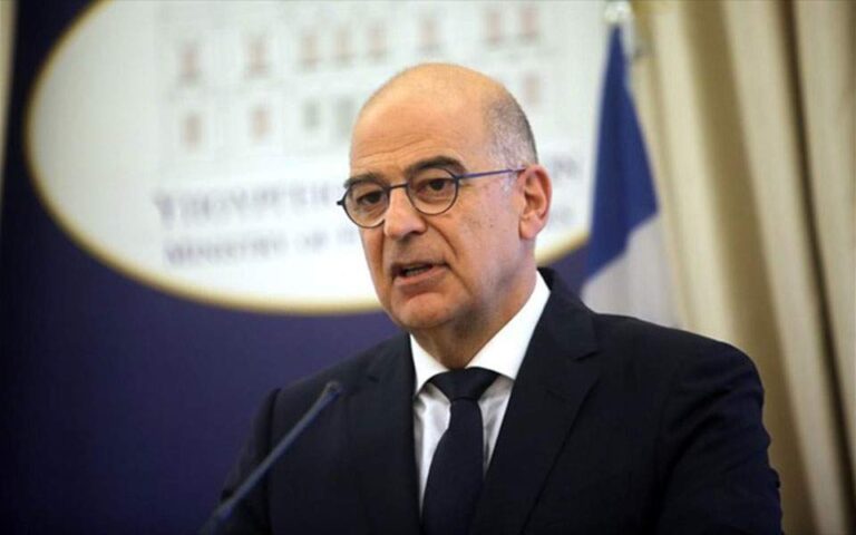 Ministri i Jashtëm grek: Po shqyrtojmë mundësitë e duhura për zgjerim me 12 milje në detin Jon