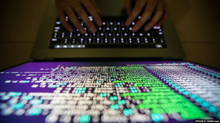 Microsoft: Hakerët rusë po shënjestrojnë sërish zgjedhjet në SHBA