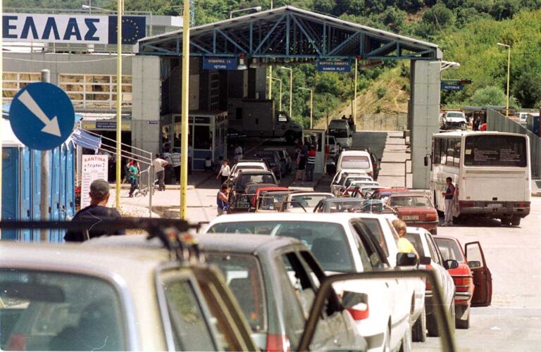 Situata e pandemisë, Greqia kufij të mbyllur me Shqipërinë deri më 30 shtator