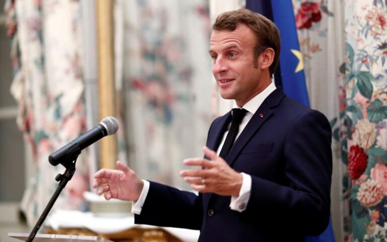 Tensionet në Mesdhe/ Macron i del në krah Greqisë: Turqia të qartësojë qëllimet e saj