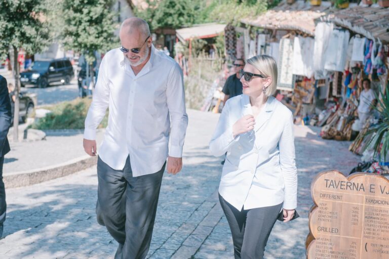 Edhe Opera me koncesion? Ministrja Margariti: TKOB dhe Ansambli nuk do të varen vetëm nga shteti