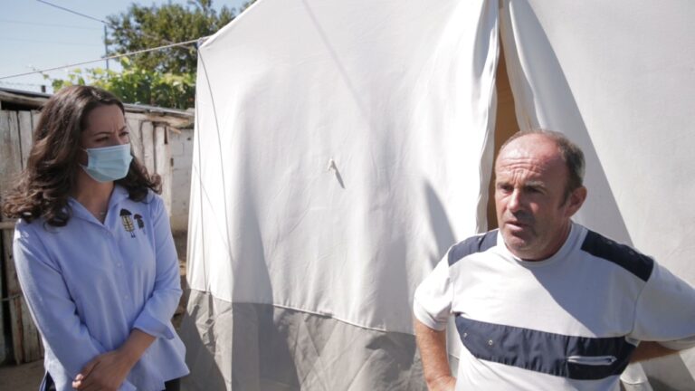 Banori i dëmtuar nga tërmeti në Tale të Lezhës: Kemi 10 muaj në çadër, asnjë ndihmë s’po shohim