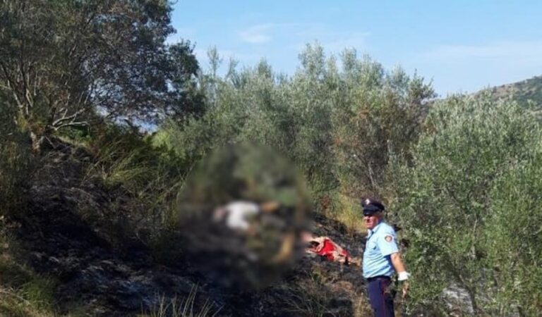 EMRI/ I vuri zjarrin degëve por djeg veten, humb jetën 73 vjeçari në Memaliaj
