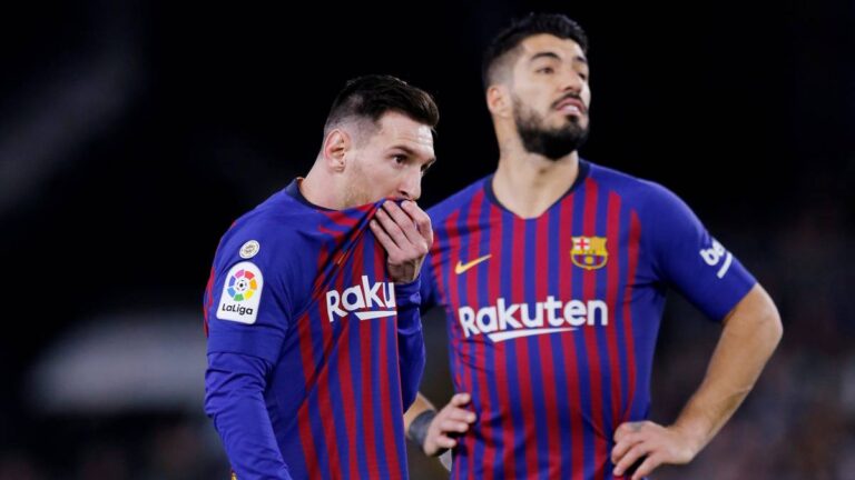Plas te Barça/ Suarez paralajmëron Messin: Kujdes! Mos lejo 3-4 persona të të…