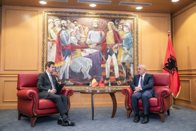 Presidenti Meta takim me ambasadorin e ri të Belgjikës, Frèdèric Meurice