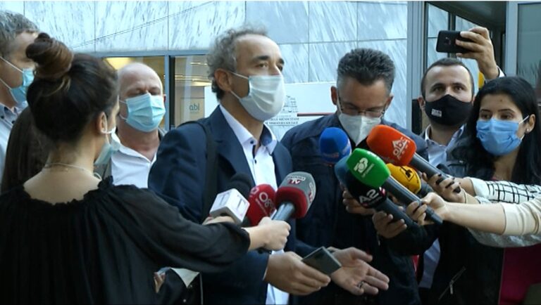 Takimi me ekspertët, mjekët: Kemi pagat më të ulëta në rajon, juristët do krijojnë draftin përfundimtar