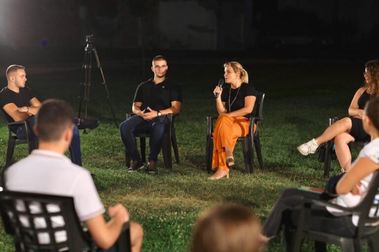 Monika Kryemadhi: 25 prilli 2021, dita e gjykimit për të çmontuar pseudoreformat. Dyshja Rama-Shahini shkatërruan arsimin