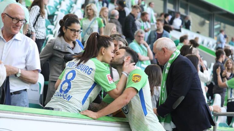 E ka nusen shqiptare, futbollisti i Wolfsburgut: Do doja t’u bëja 30 dhurata!